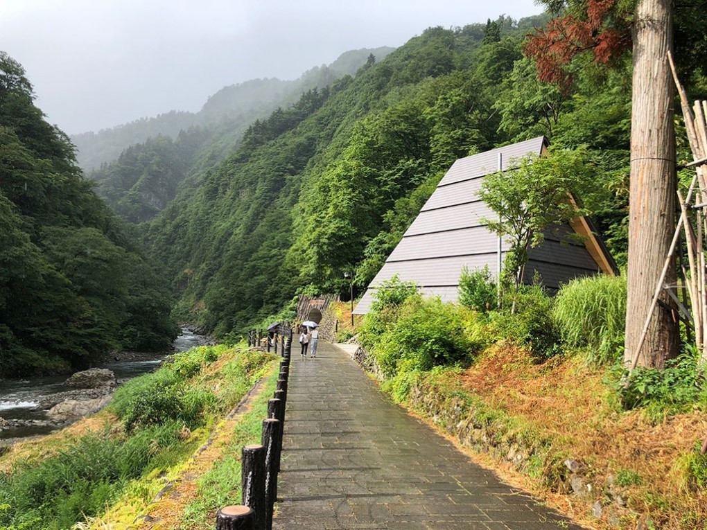 马岩松：2018越后妻有大地艺术祭作品——“光之隧道”