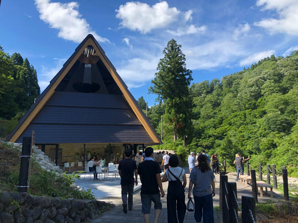马岩松:2018越后妻有大地艺术祭作品——“光之隧道”